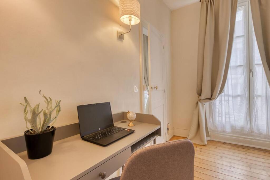 Le Lumineux 50 M² Gare/Chateau/Wifi/Netflix Versailles Esterno foto